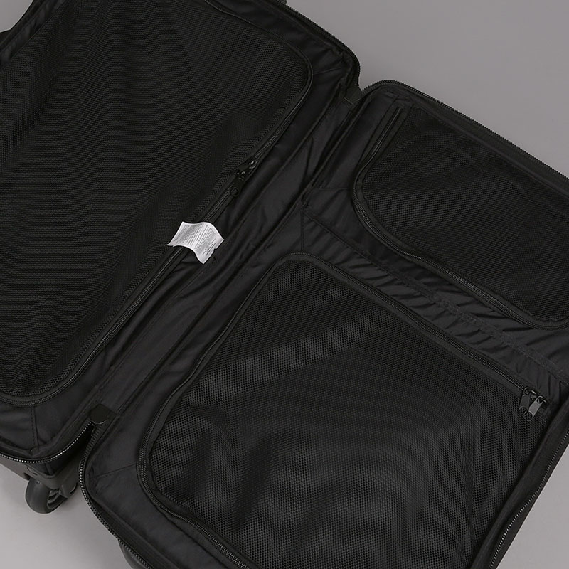  черный чемодан Nike Departure Roller 63L BA5926-010 - цена, описание, фото 10